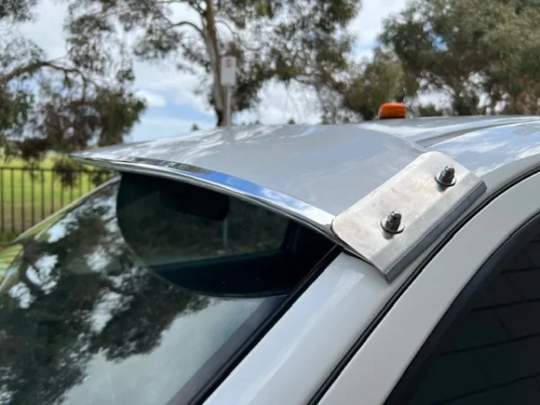 image007 Toyota Hilux 04/2005-09/2015 Solid Windscreen Sunvisor
